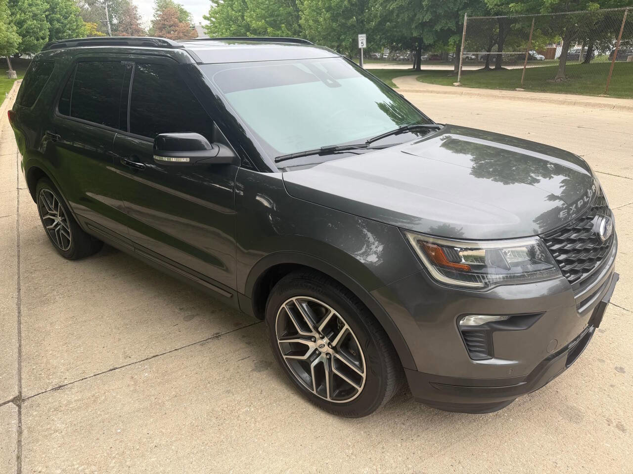 Used 2018 Ford Explorer Sport w/ Equipment Group 401A AWD/4WD image 7