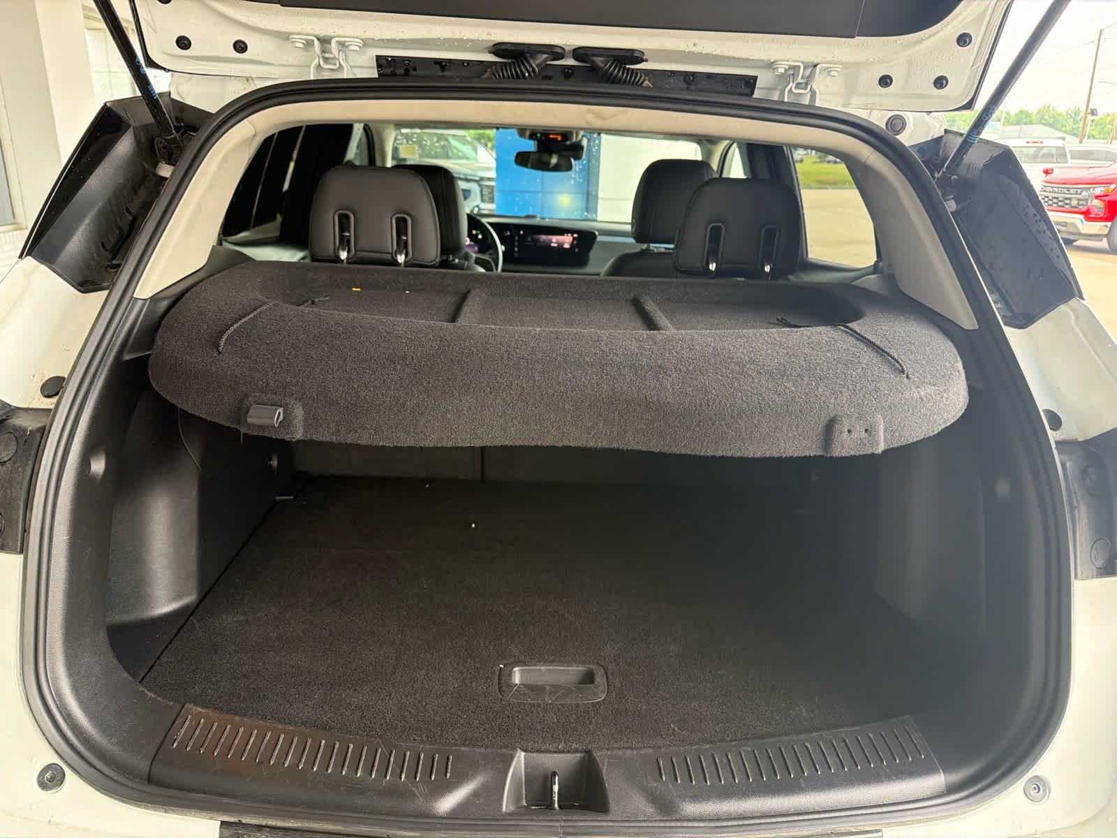 Used 2024 Buick Encore GX Sport Touring FWD image 28