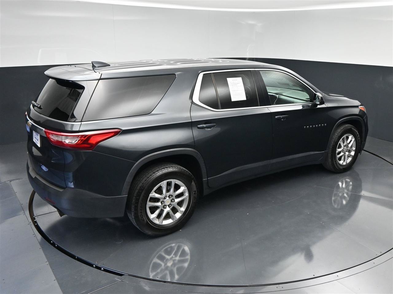 Used 2018 Chevrolet Traverse LS AWD/4WD image 23