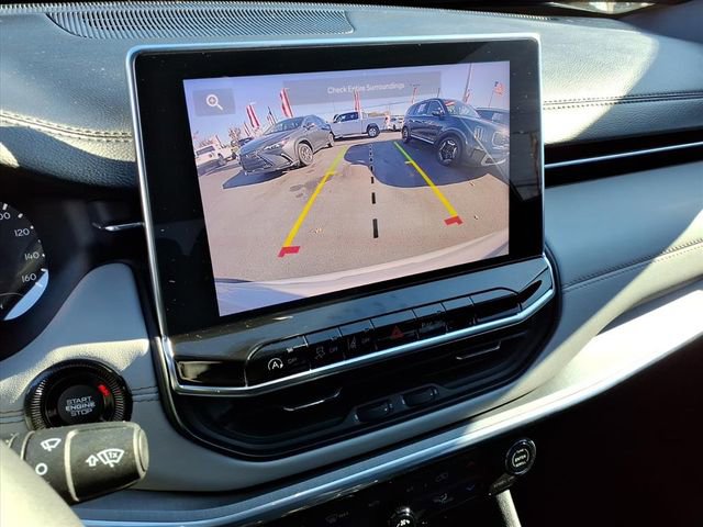 Used 2023 Jeep Compass Limited image 16