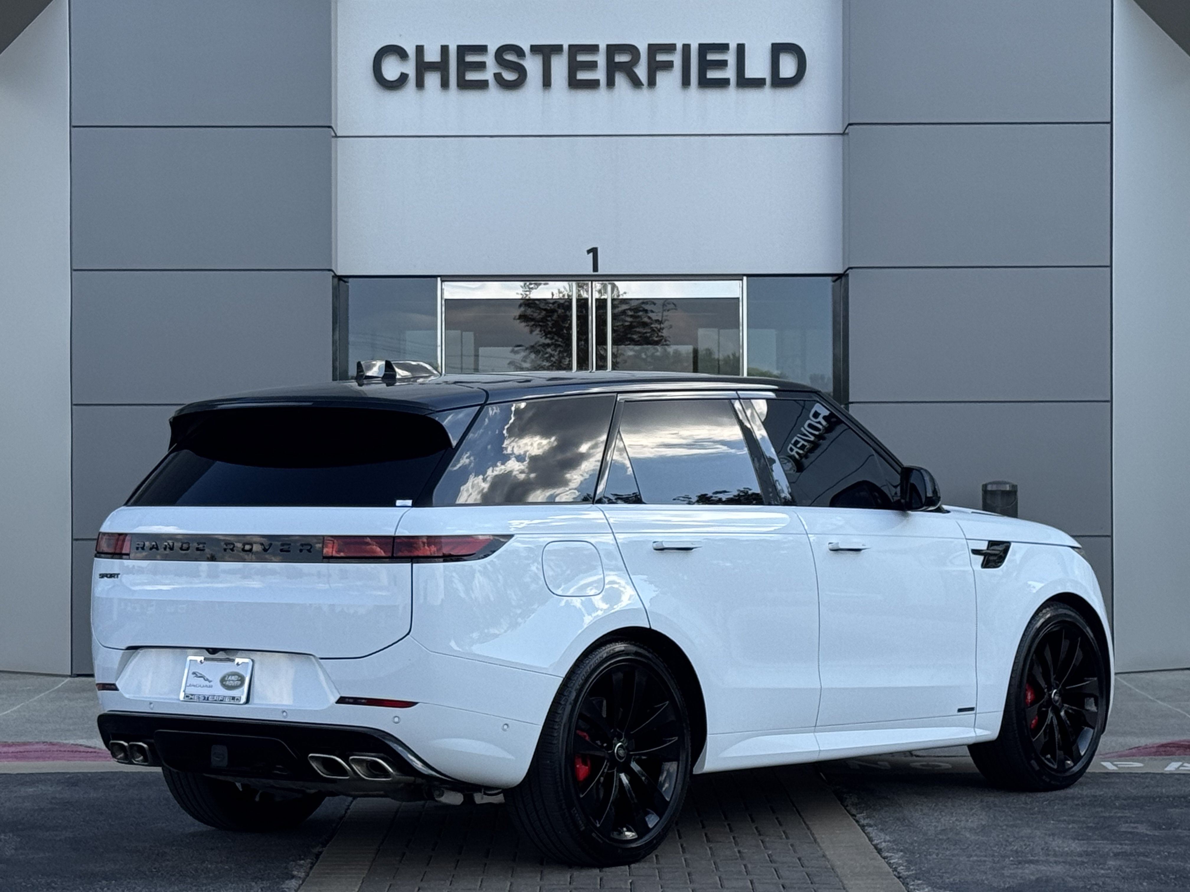 Certified 2025 Land Rover Range Rover Sport Autobiography AWD/4WD image 2