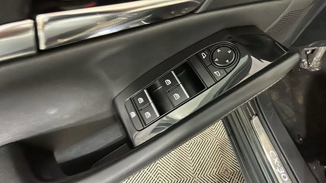 Used 2023 MAZDA CX-30 AWD 2.5 S w/ Preferred Package image 11