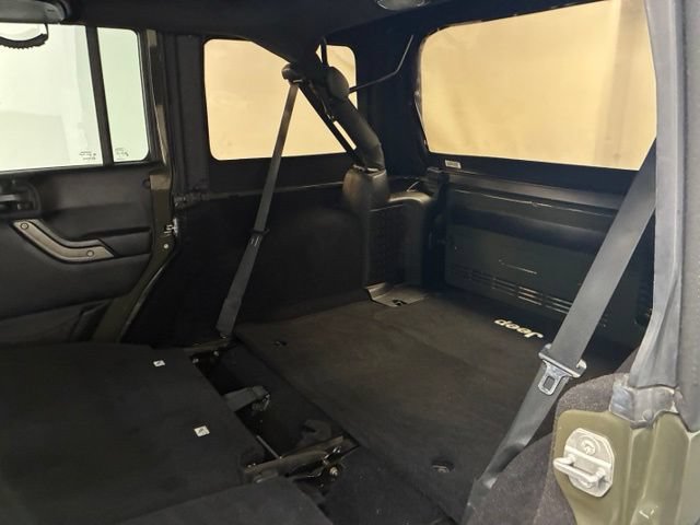Used 2015 Jeep Wrangler Unlimited Sport w/ Quick Order Package 24S AWD/4WD image 20