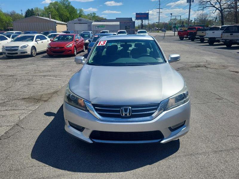 Used 2013 Honda Accord EX image 2