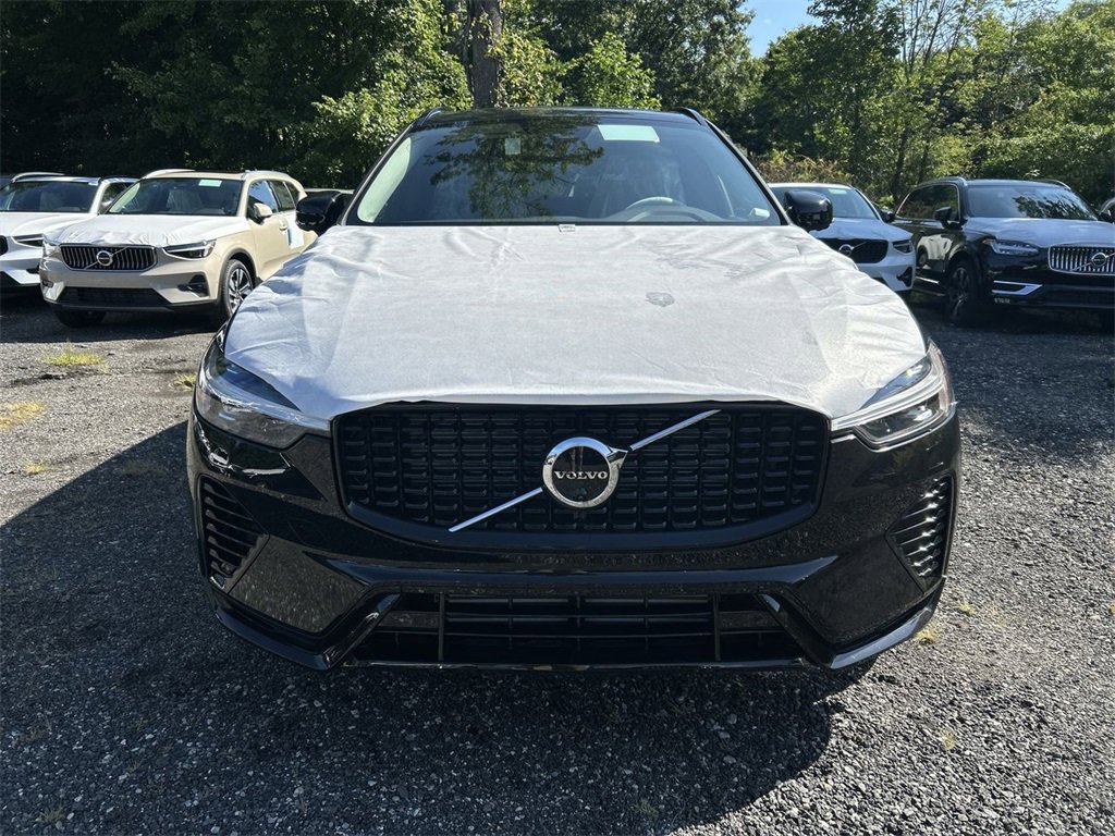 New 2025 Volvo XC60 T8 Plus w/ Protection Package Premier image 3