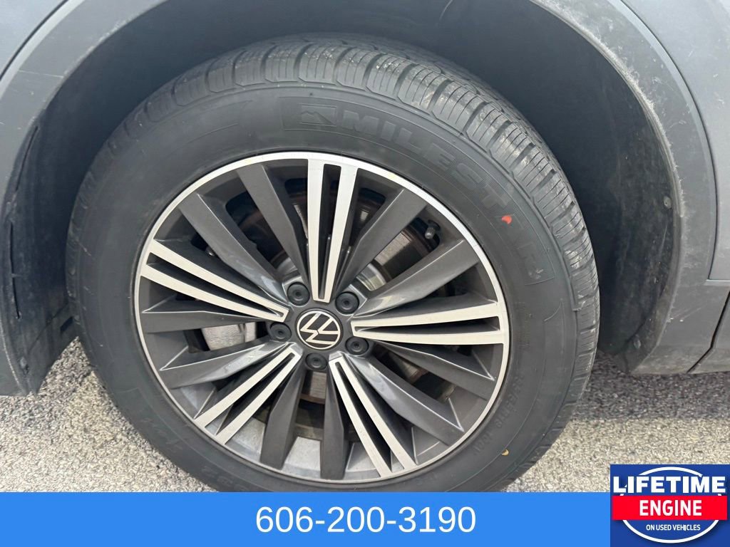 Used 2024 Volkswagen Tiguan Wolfsburg Edition image 8