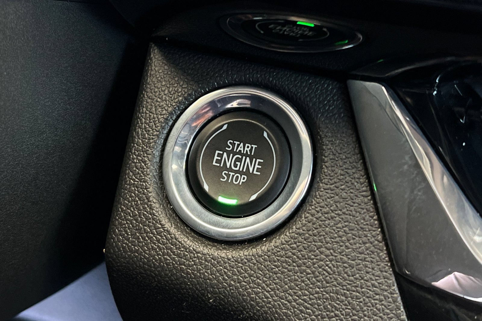 Used 2025 Buick Envista Sport Touring FWD image 29