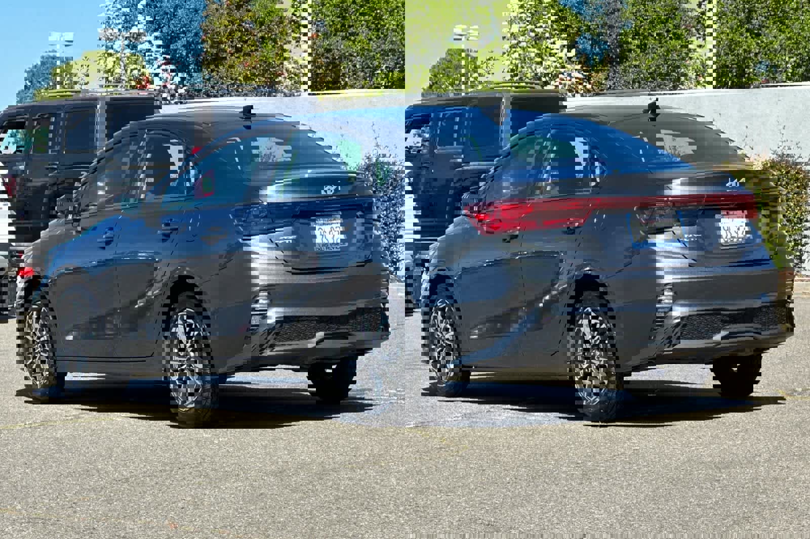 Used 2024 Kia Forte LXS image 7