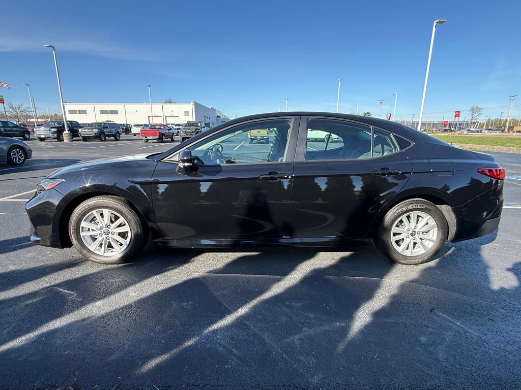 Certified 2025 Toyota Camry LE image 6