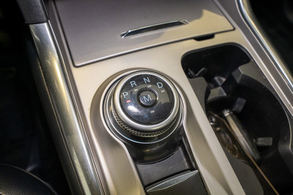 Used 2020 Ford Explorer Limited w/ Class III Trailer Tow Package image 19