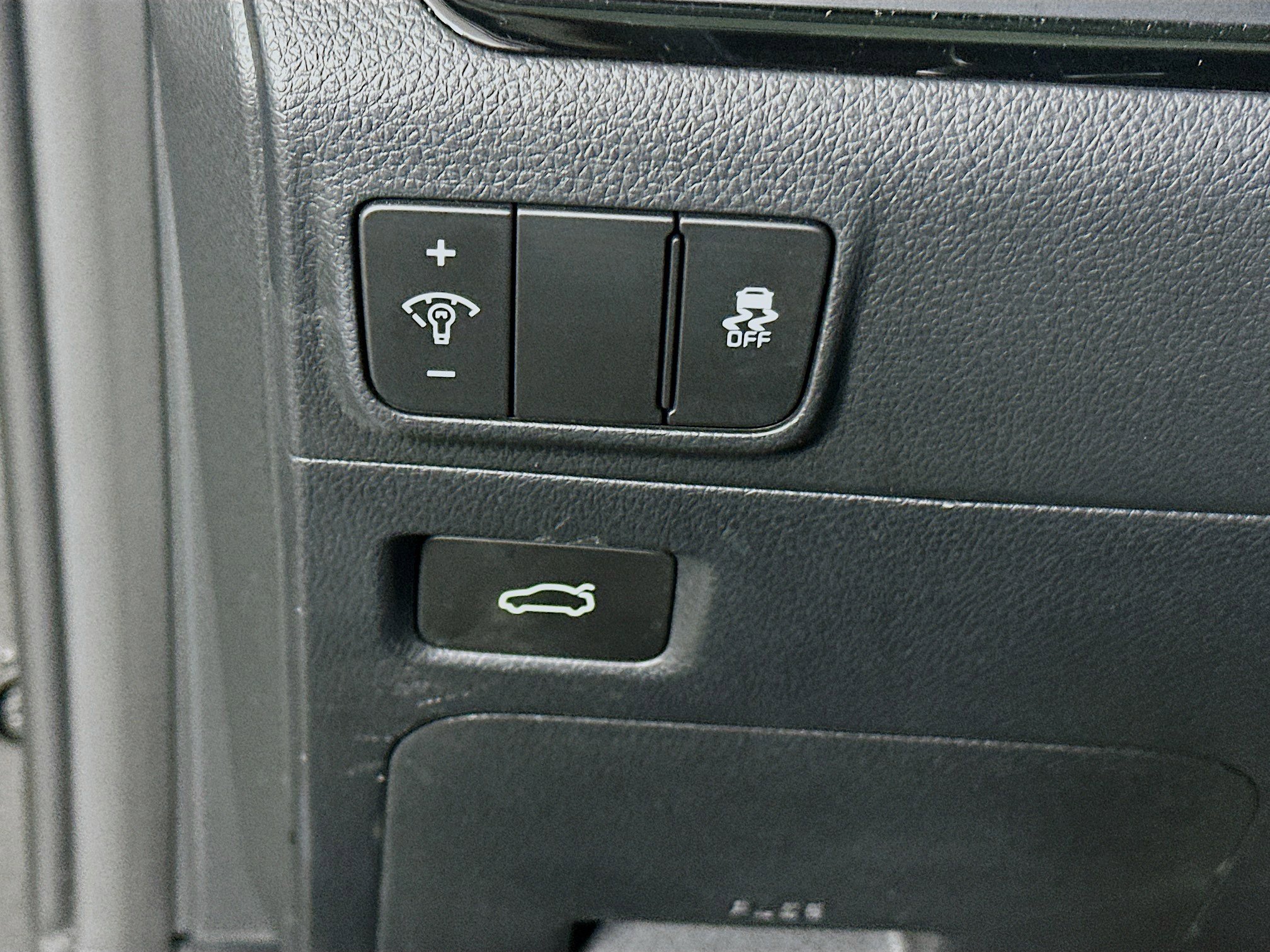 Used 2025 Kia K5 LXS image 17