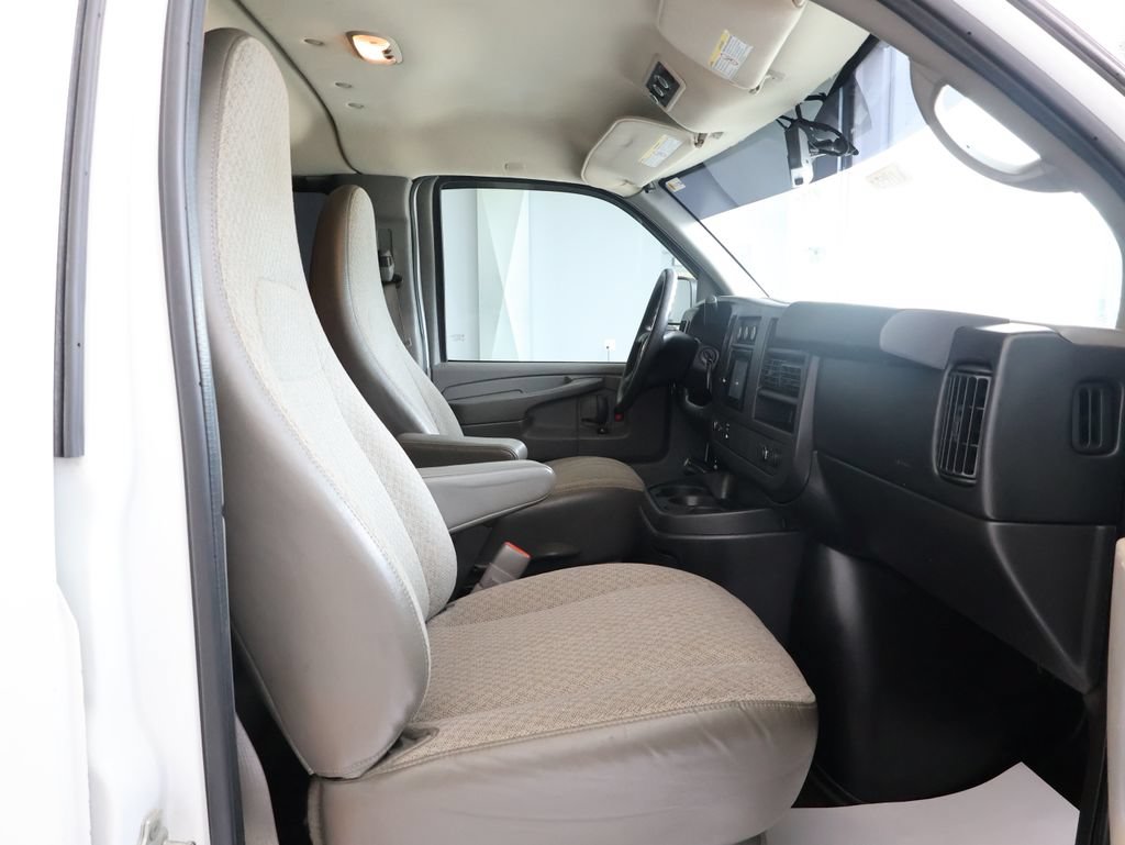 Used 2013 Chevrolet Express 3500 LT w/ LT Preferred Equipment Group RWD image 26