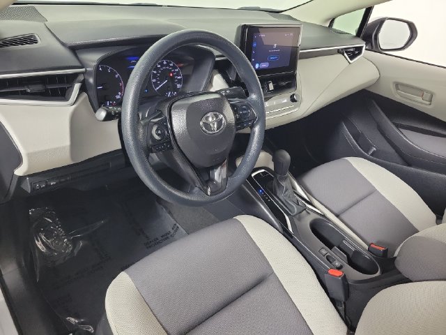 Used 2024 Toyota Corolla LE FWD image 18