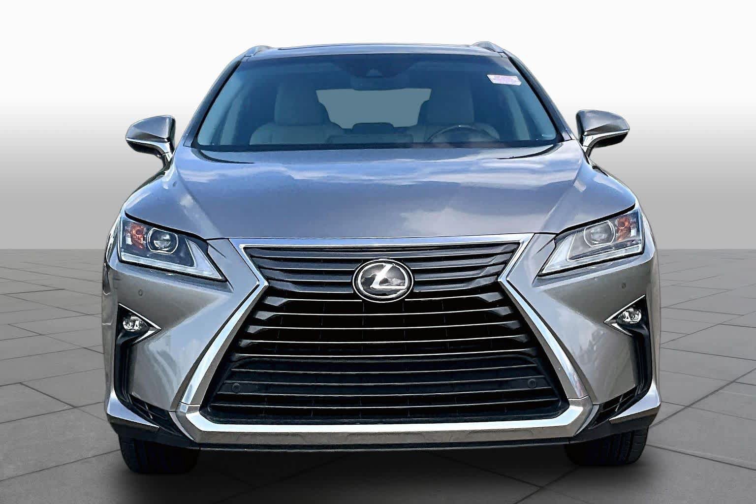 Used 2018 Lexus RX 350 FWD w/ Premium Package image 4