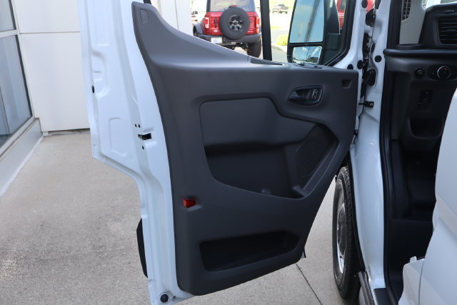 New 2026 Ford Transit 250 Low Roof RWD image 11