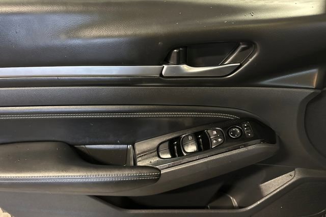 Used 2023 Nissan Altima 2.5 SL image 12