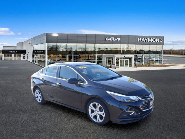 Used 2017 Chevrolet Cruze Premier FWD image 1