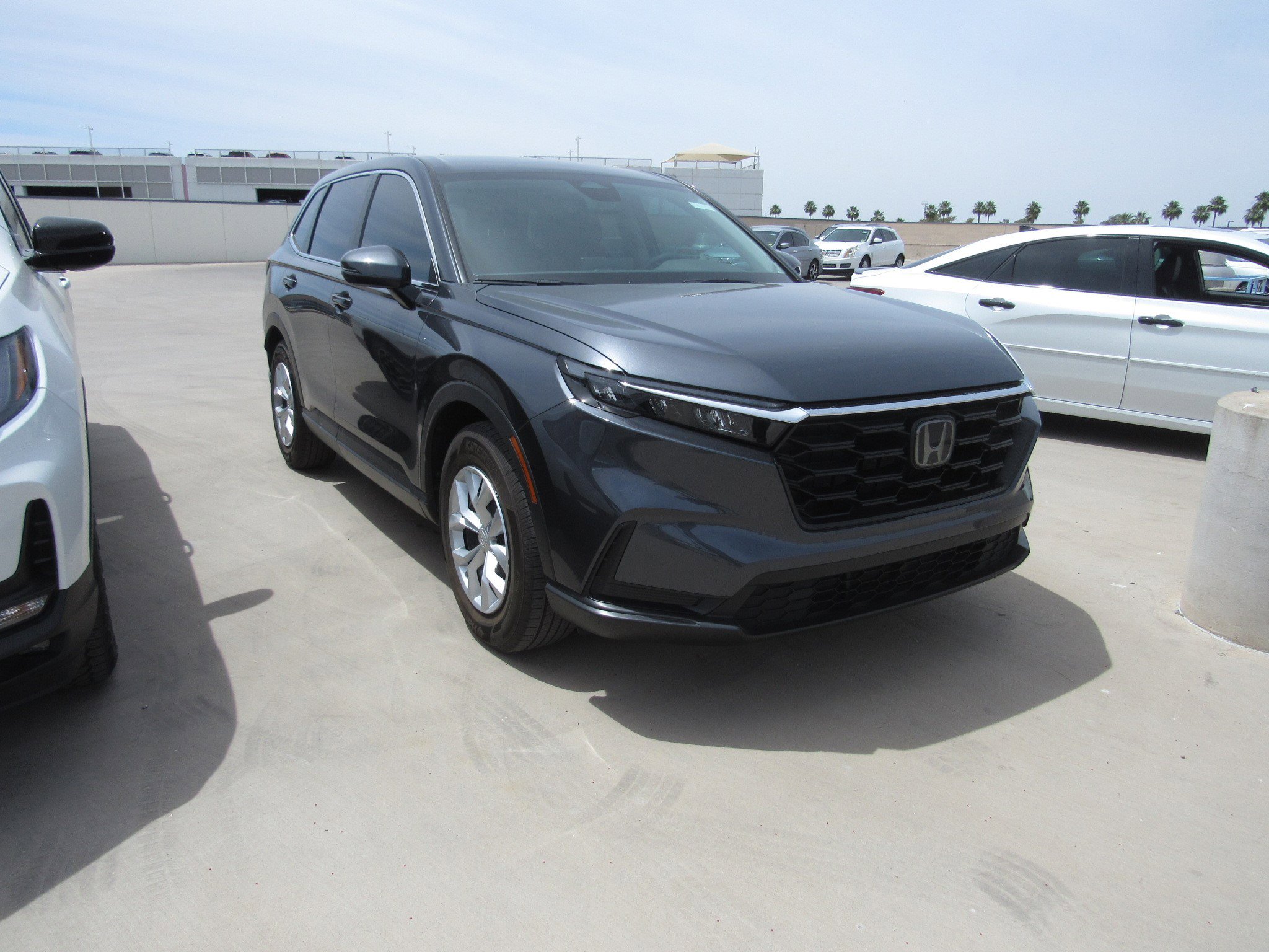 Used 2024 Honda CR-V LX image 2