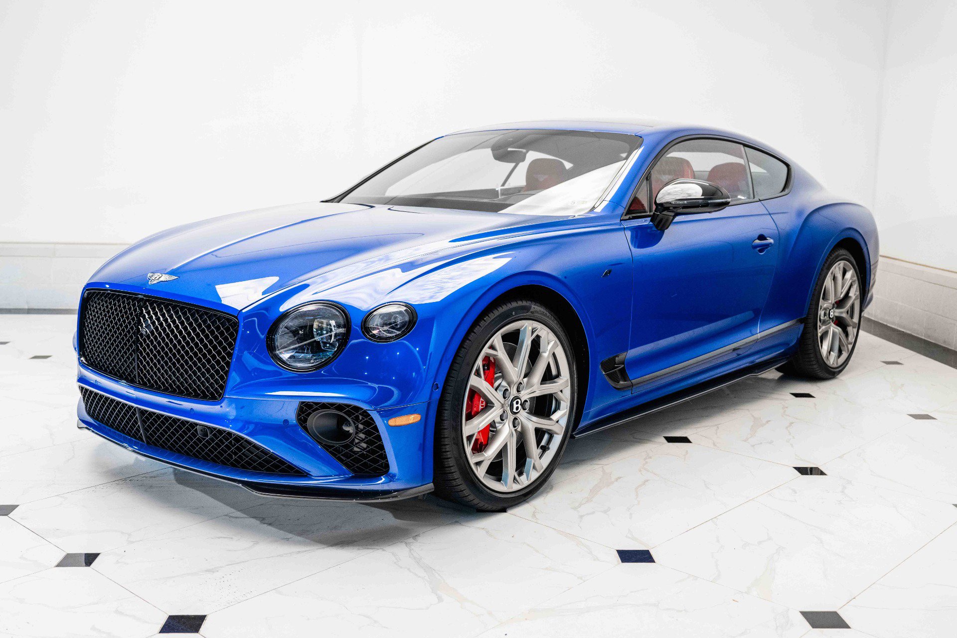New 2024 Bentley Continental GT V8 image 9