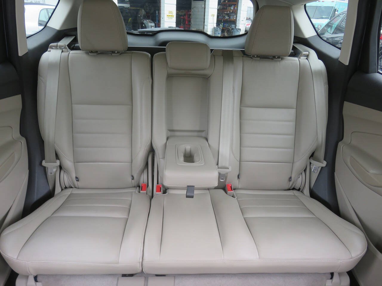 Used 2014 Ford Escape Titanium AWD/4WD image 25