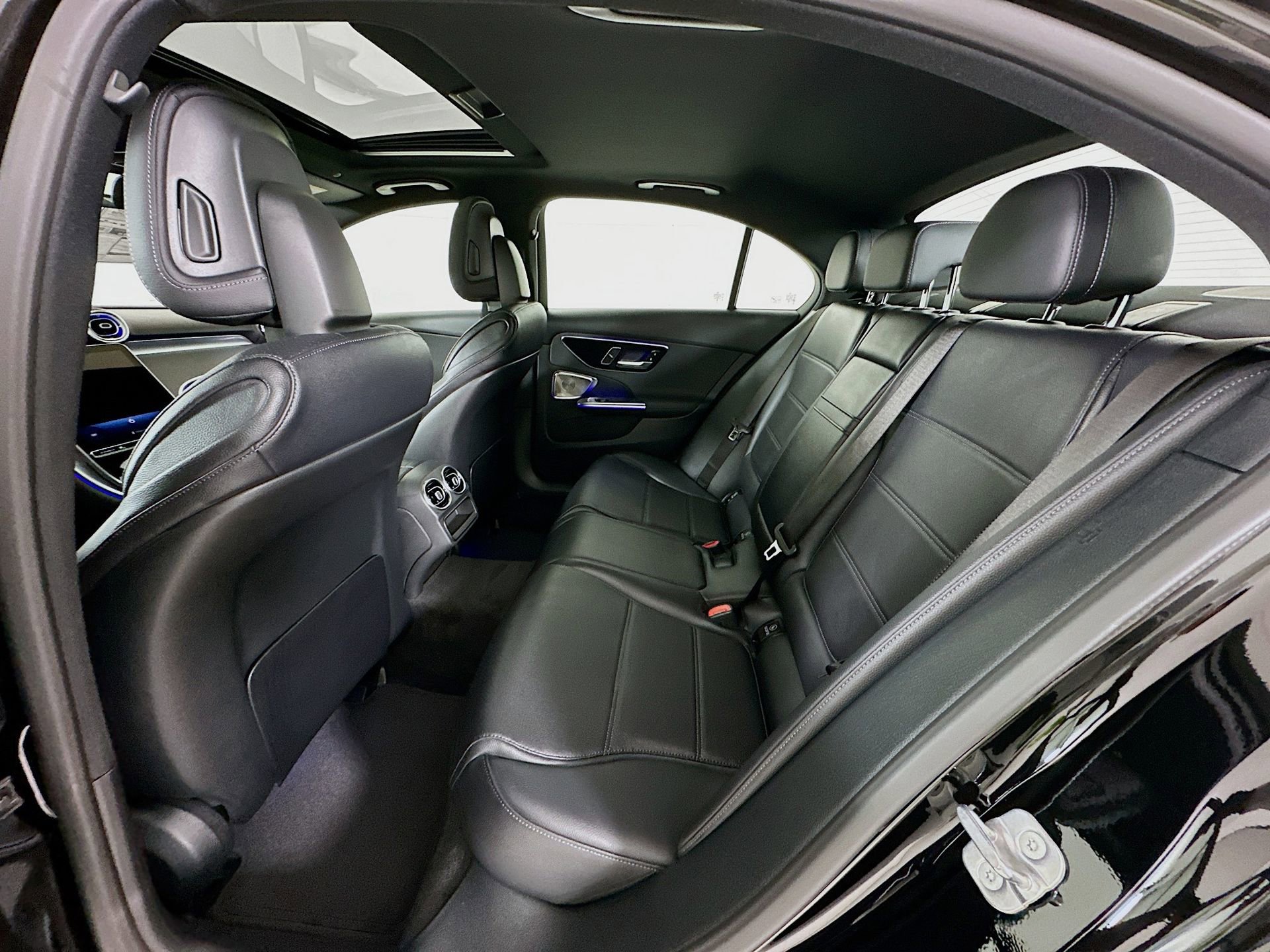New 2026 Mercedes-Benz C 300 Sedan image 27