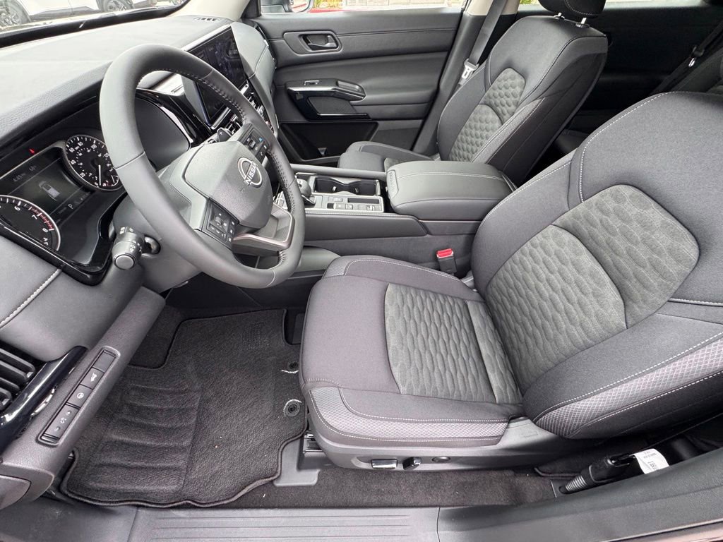 New 2026 Nissan Pathfinder SV FWD image 9