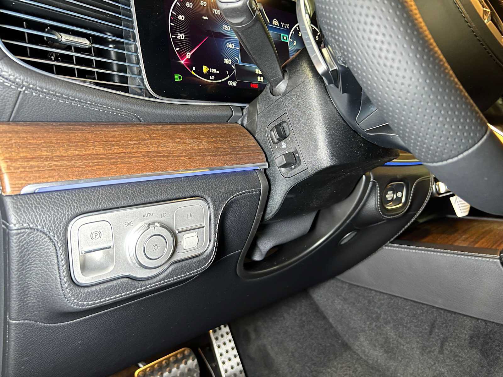 New 2026 Mercedes-Benz GLS 580 4MATIC image 28