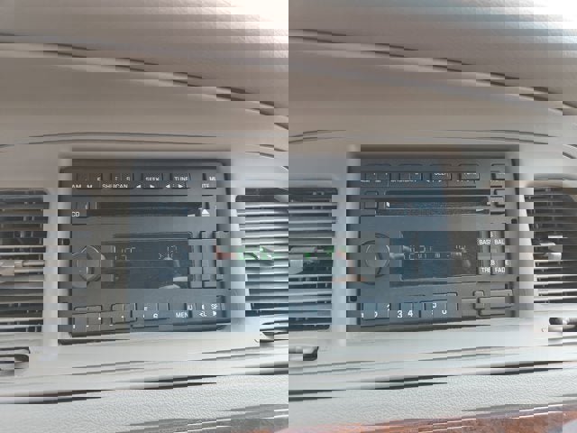 Used 2005 Mercury Grand Marquis GS image 17