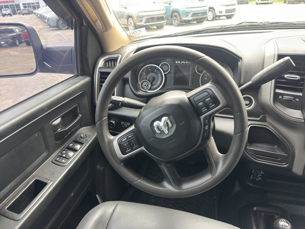 Used 2020 RAM 3500 Tradesman w/ Chrome Appearance Group AWD/4WD image 14