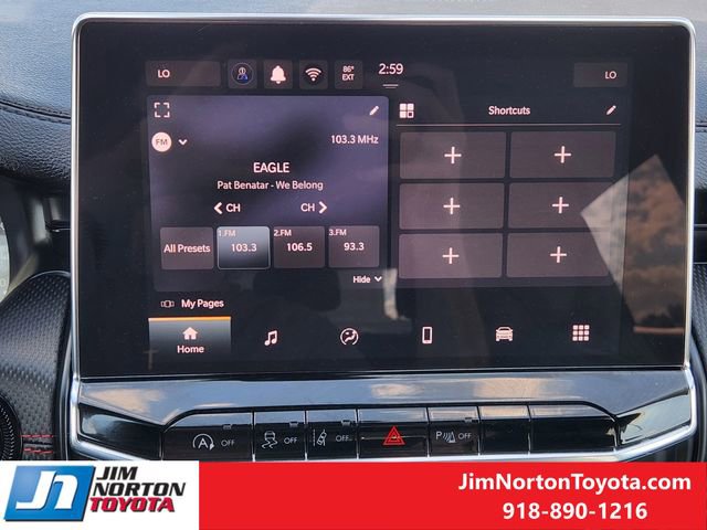 Used 2025 Jeep Compass Trailhawk image 18