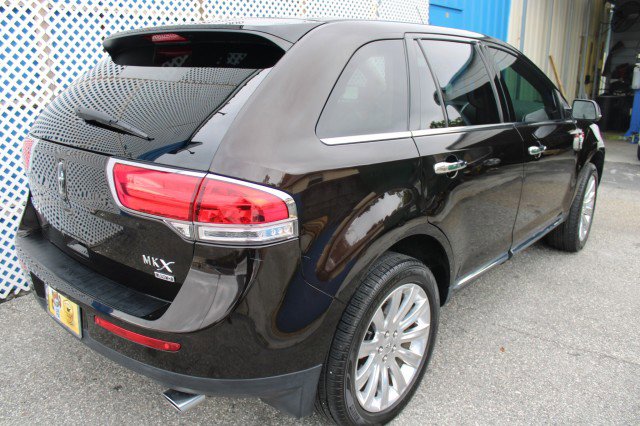 Used 2013 Lincoln MKX AWD image 4