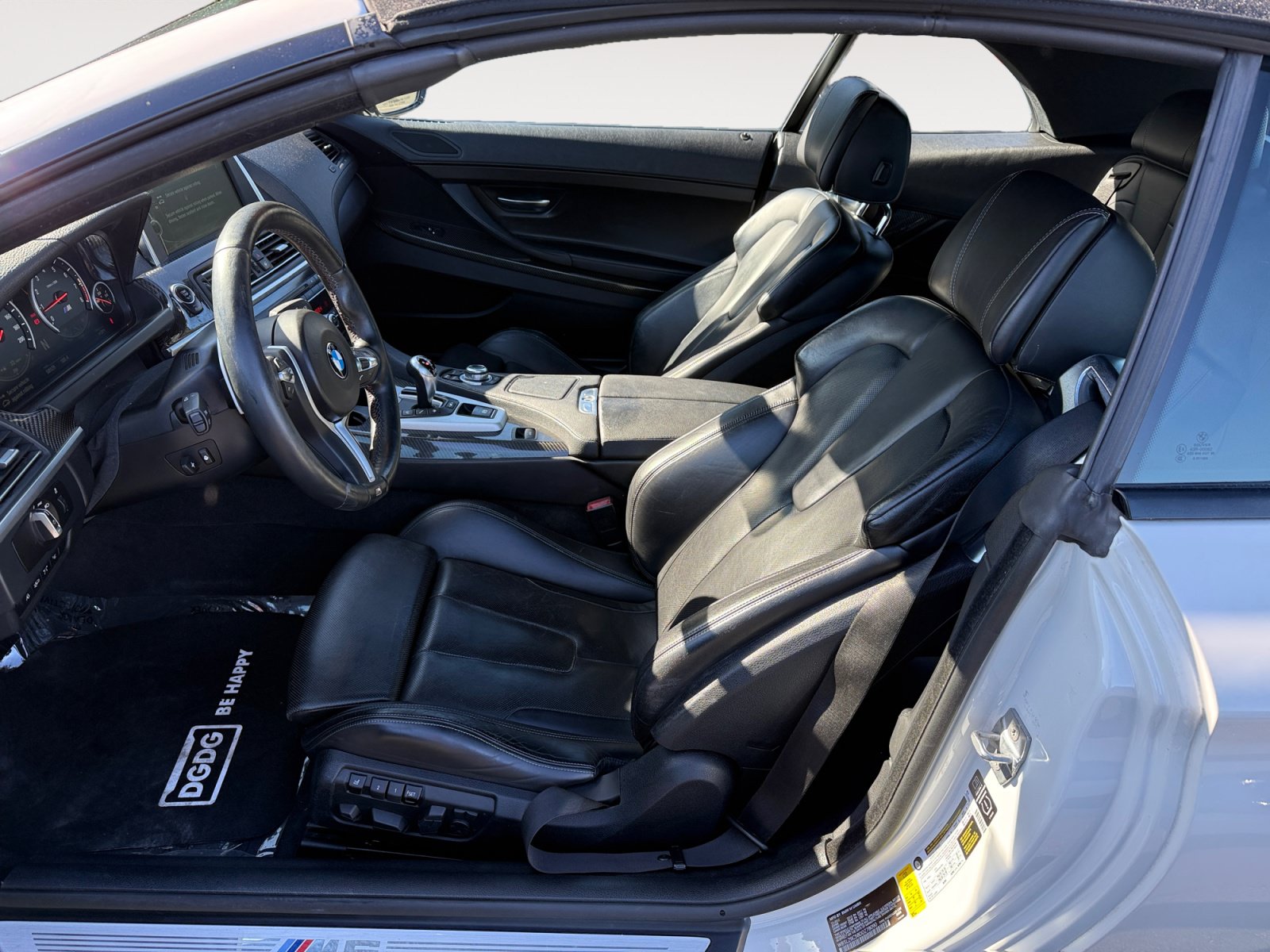 Used 2013 BMW M6 Convertible w/ Executive Pkg RWD image 10