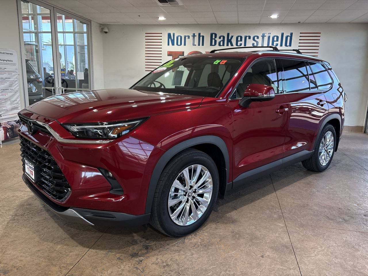 Certified 2026 Toyota Grand Highlander AWD image 1