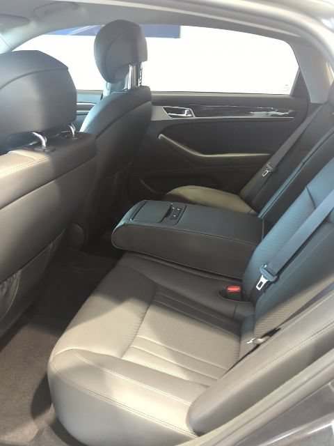 Used 2019 Genesis G80 3.8 AWD/4WD image 17