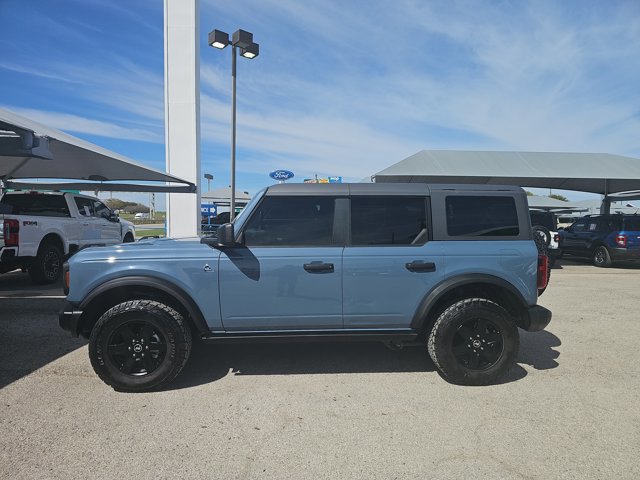 Used 2024 Ford Bronco Black Diamond image 2