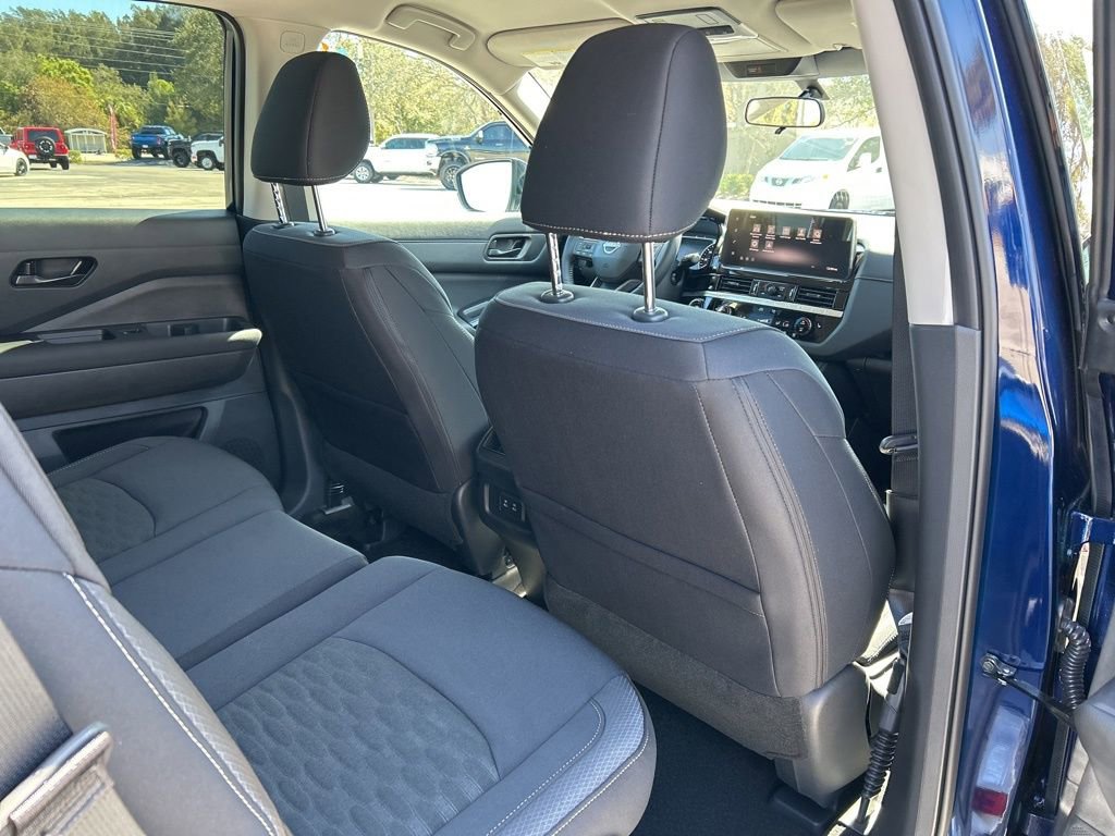 New 2026 Nissan Pathfinder SV image 47