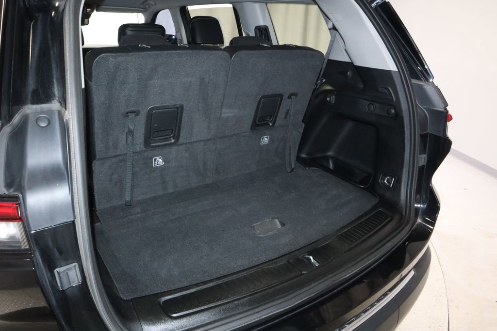 Used 2022 Jeep Grand Cherokee L Limited image 17