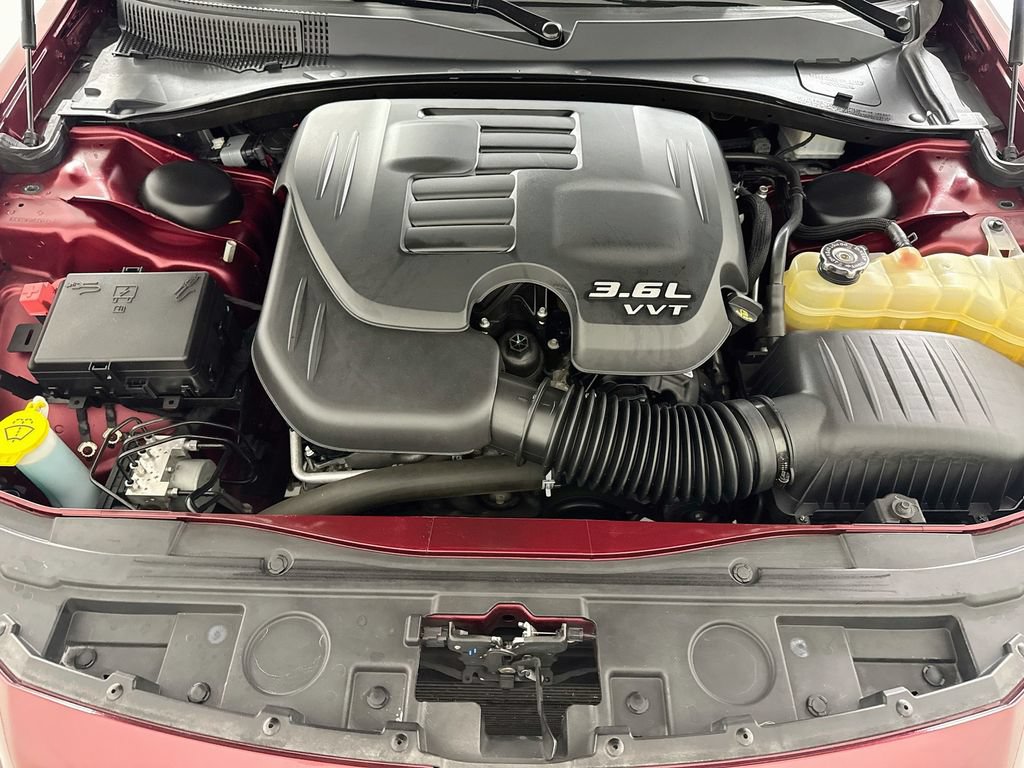 Used 2019 Chrysler 300 Limited RWD image 29