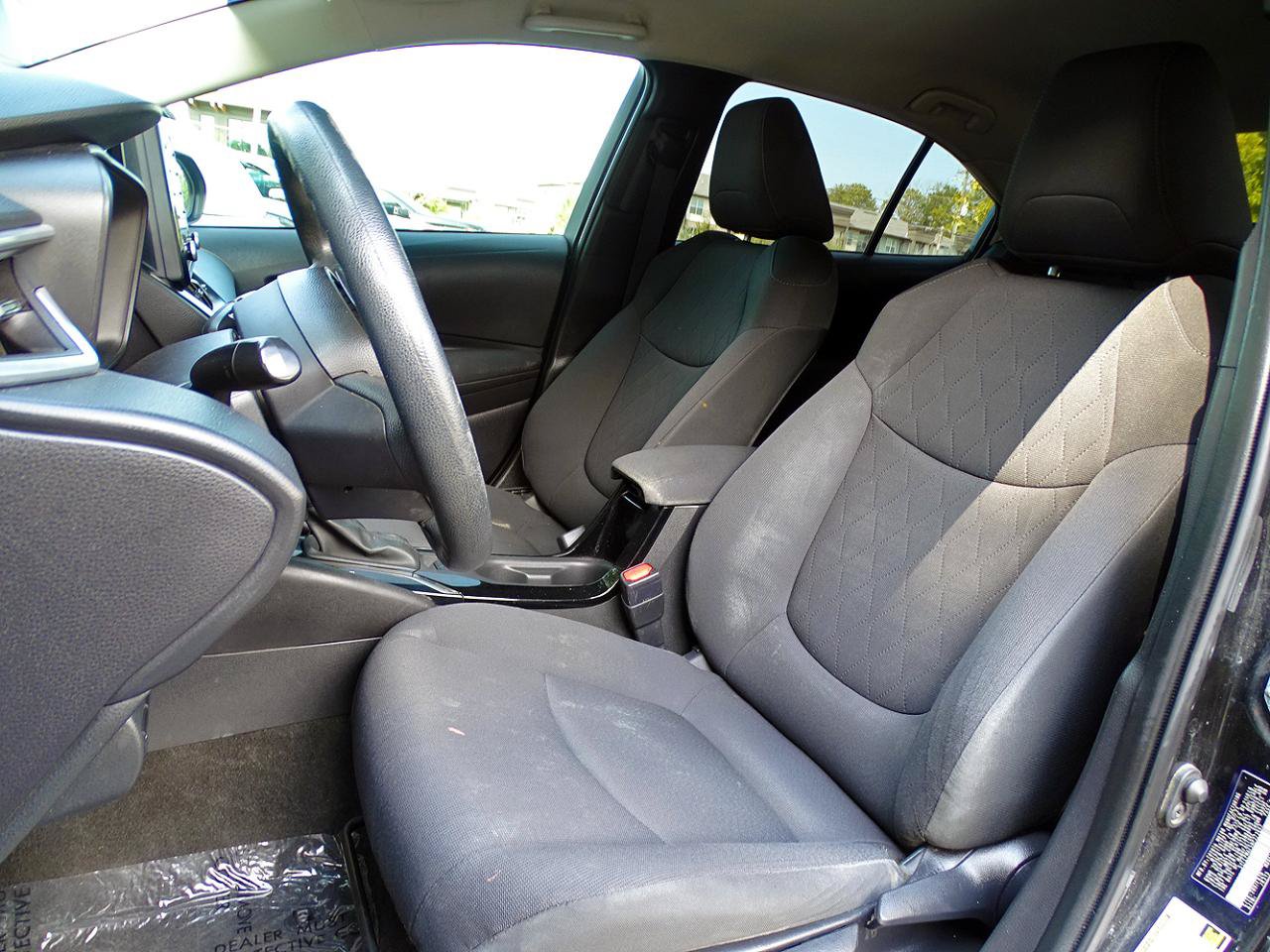 Used 2022 Toyota Corolla LE FWD image 12