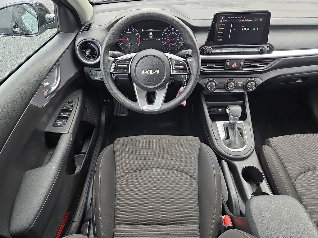 Used 2023 Kia Forte LXS w/ LXS Technology Package FWD image 11
