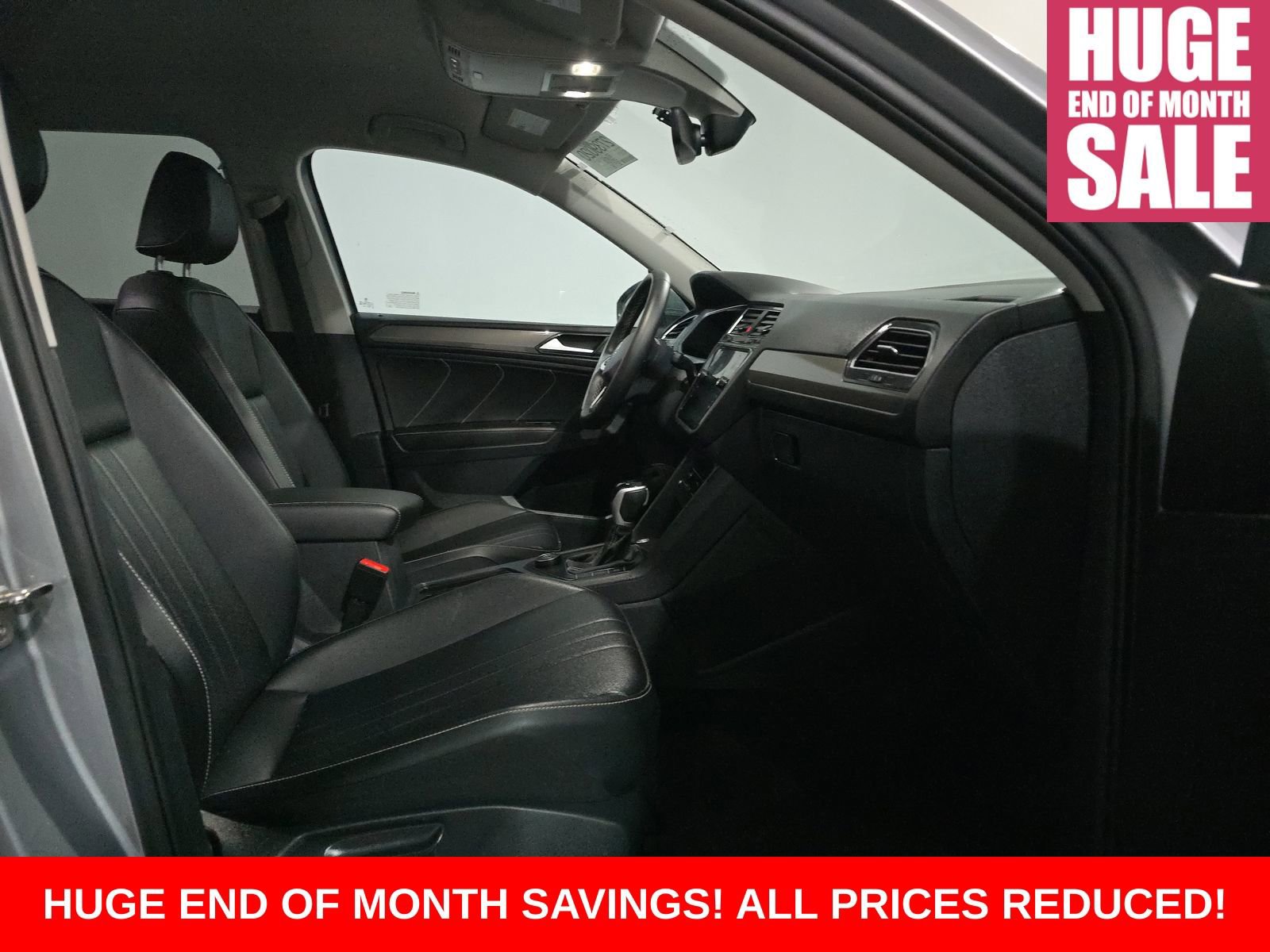 Used 2024 Volkswagen Tiguan SE image 11