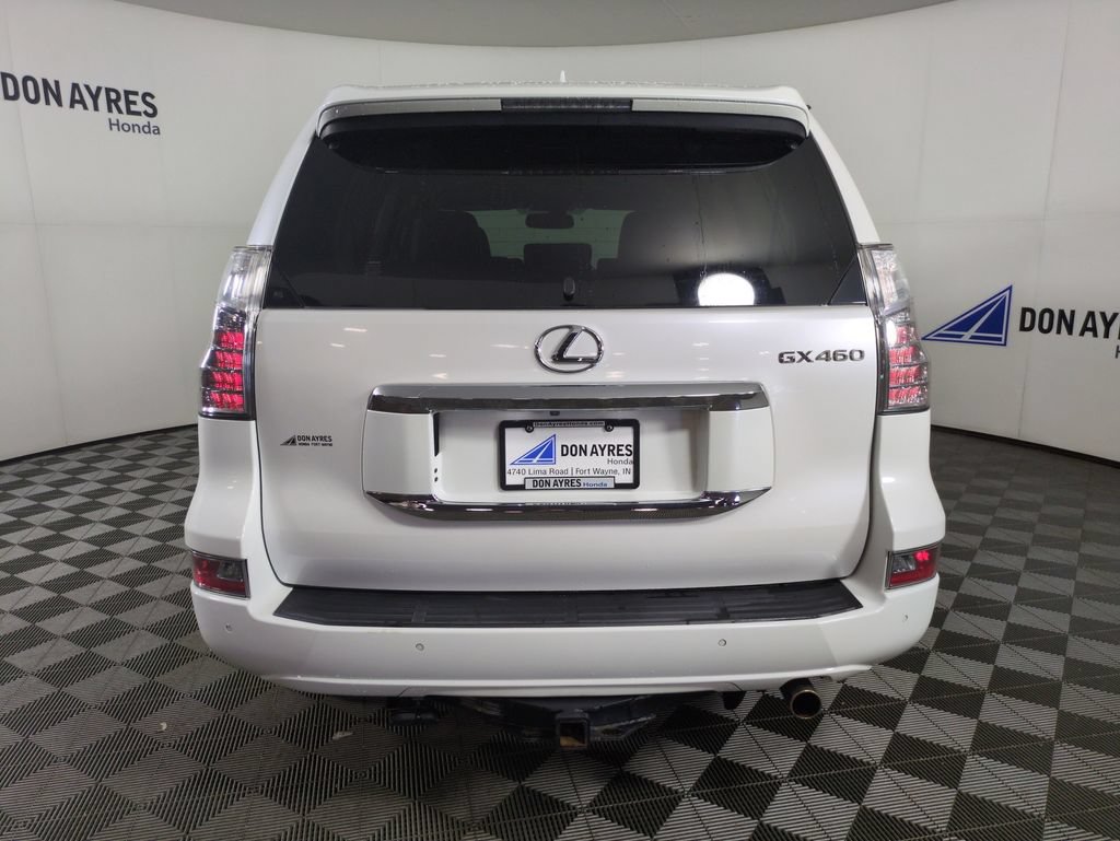 Used 2017 Lexus GX 460 Premium w/ Premium Package AWD/4WD image 4
