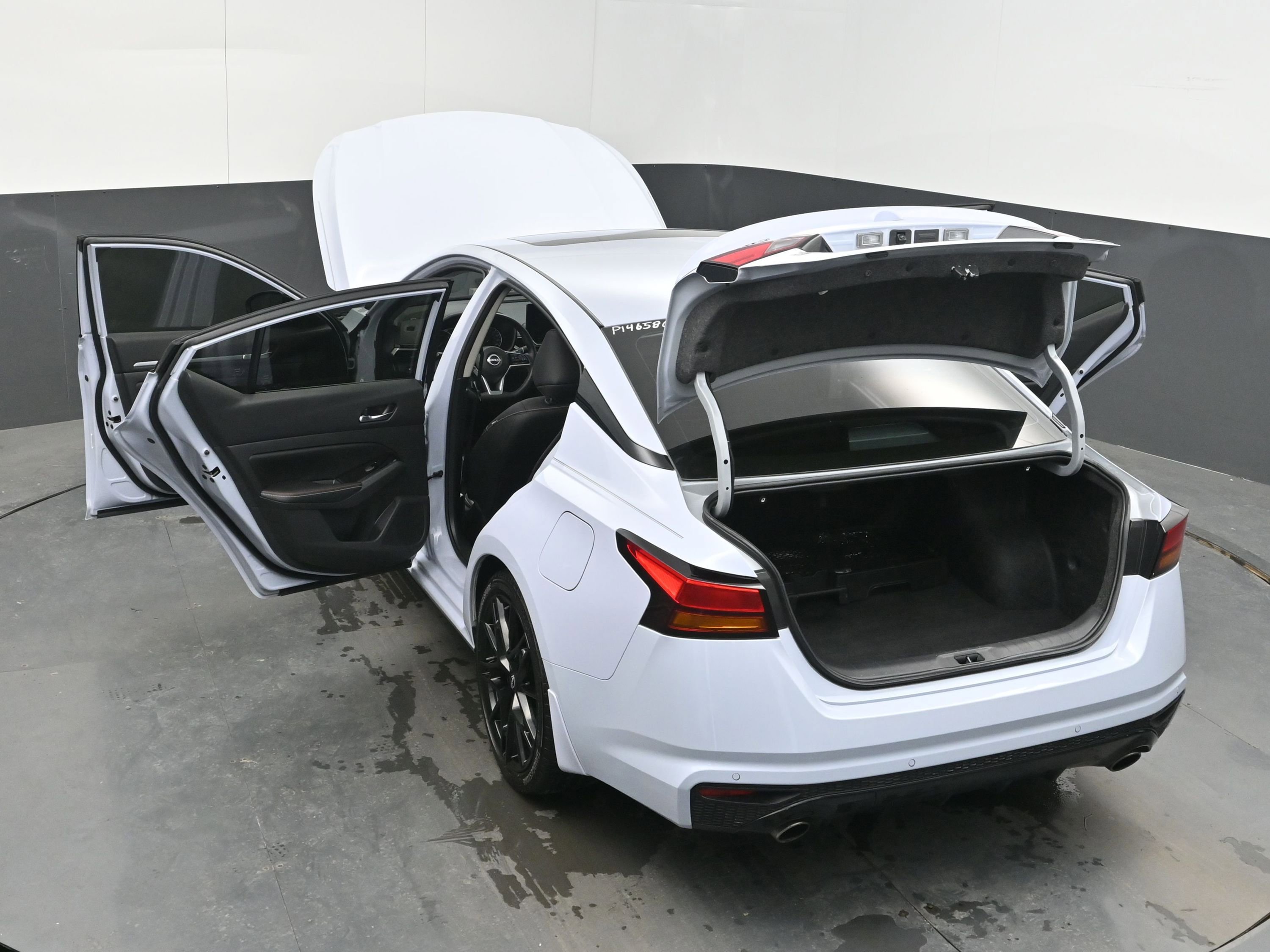 Used 2024 Nissan Altima 2.0 SR image 48