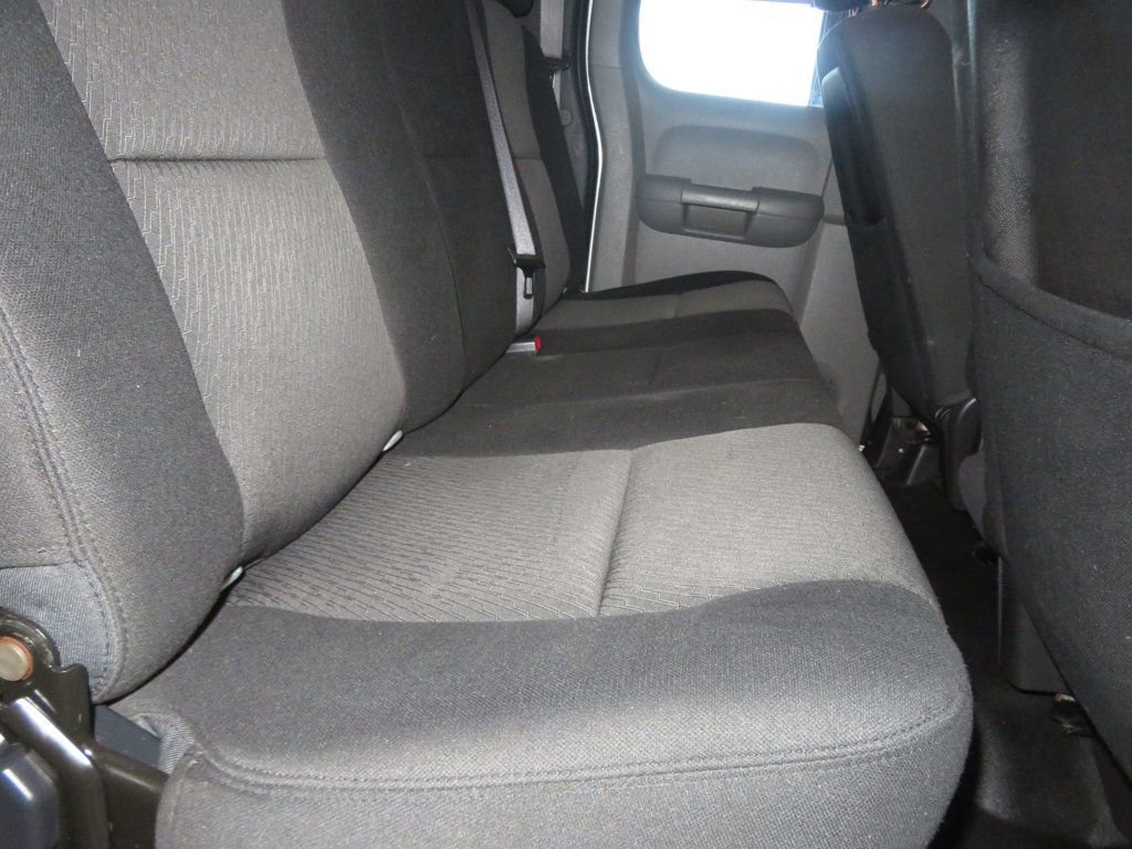 Used 2013 Chevrolet Silverado 1500 W/T image 27