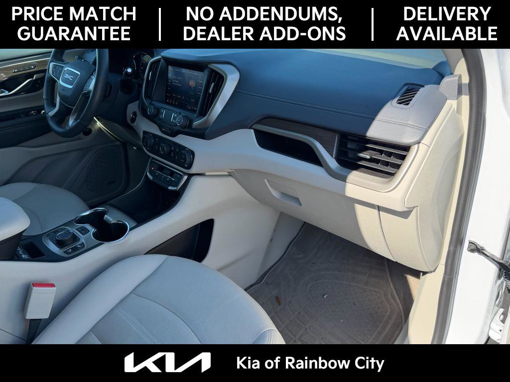 Used 2024 GMC Terrain Denali w/ Denali Premium Package image 21