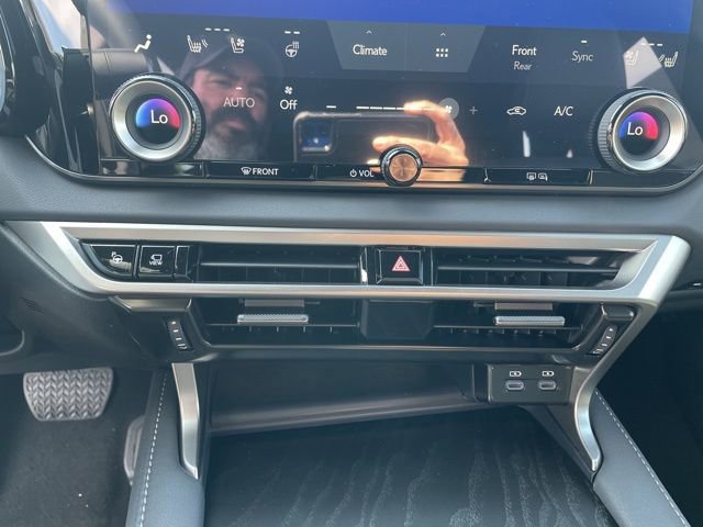 New 2026 Lexus RX 450h AWD image 21