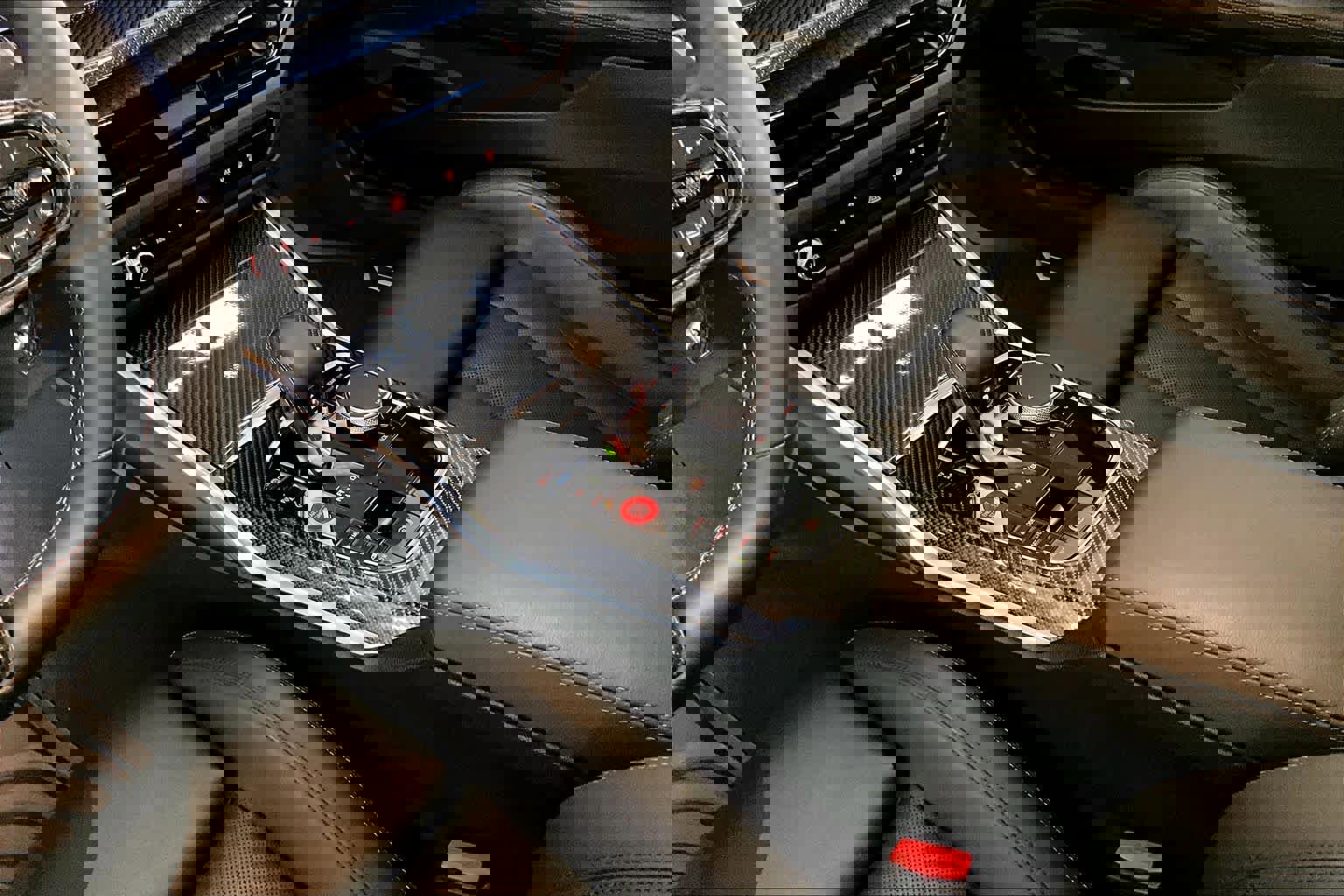 Used 2025 BMW M4 Competition image 16