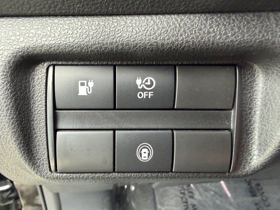Used 2025 Nissan Leaf S FWD image 15