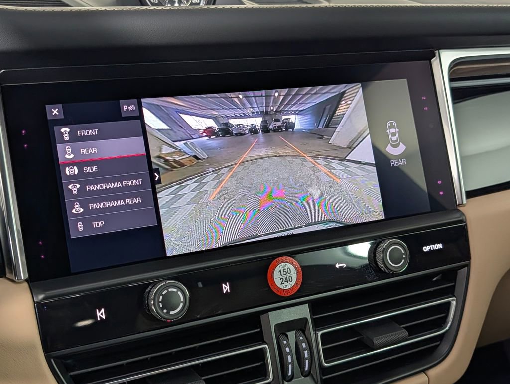 Certified 2025 Porsche Macan S image 30
