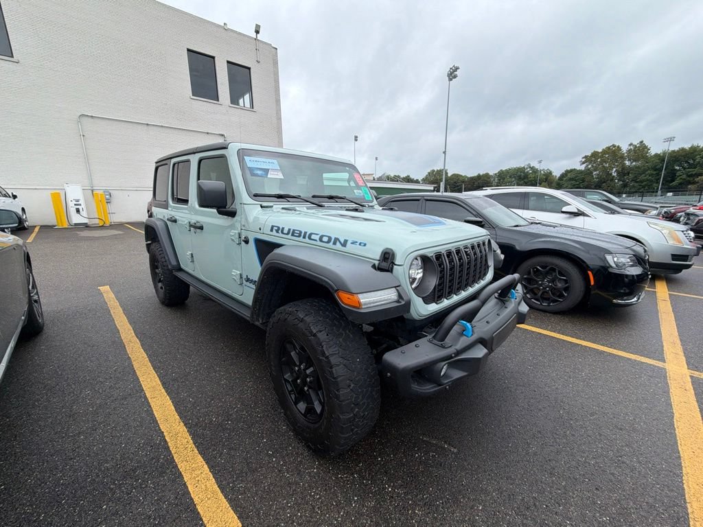 Used 2023 Jeep Wrangler Unlimited Rubicon 4xe AWD/4WD image 5